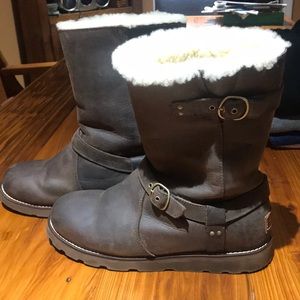 Fur lined waterproof Uggs size 9